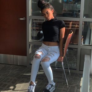 Meet your Posher, Matejah